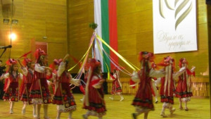 Детски фолклорен празник в Ямбол