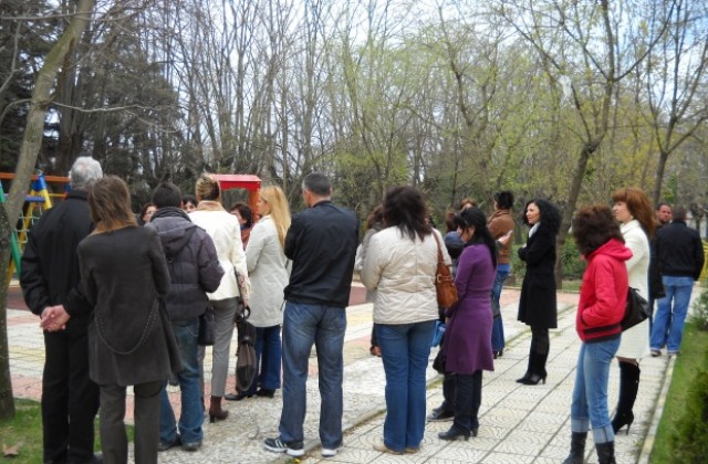 Родители скочиха срещу сделка в Морската градина