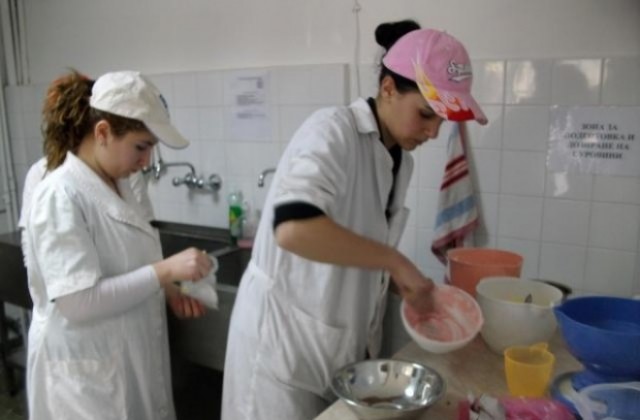 Училището по зърнопреработване с нова работилница