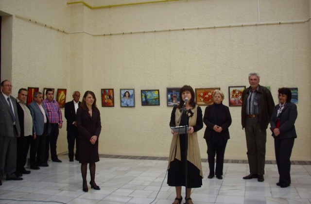 Откриха изложба на хора с психични увреждания