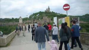 10 590 туристи се качиха на Царевец по Великденските празници