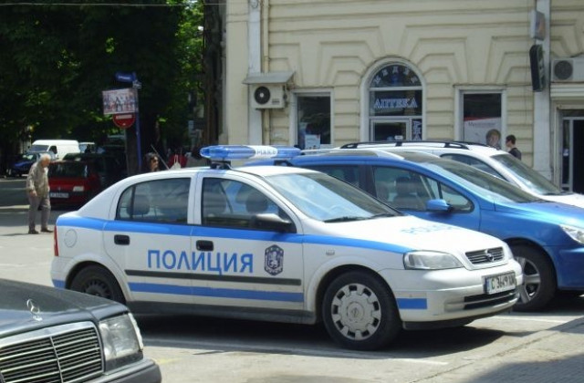 Набиха русенец с метални палки