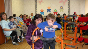 Деца от социални заведения срещат нови приятели