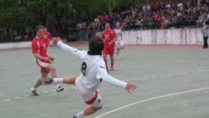 Цял месец футбол в Мездра