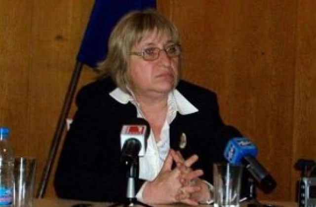 Цачева: Бизнесът иска държавата да гарантира заличаване на сивия сектор