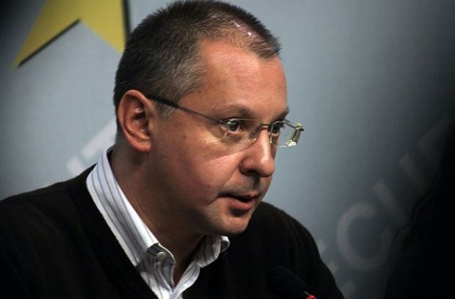 Това правителство вреди на държавата според Станишев