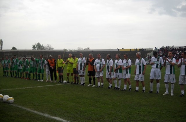 90 -годишният Ботев - Враца на крачка от А група