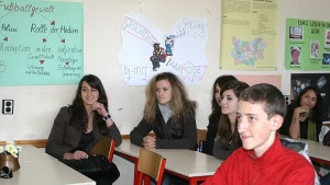 СОУ Иван Вазов посреща гости от шест държави