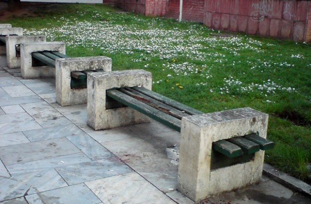 Мъж се нагълта с отрова за мишки