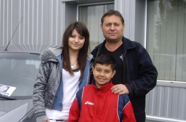 Щастливец от Аксаково спечели лек автомобил от тотото