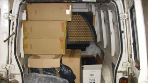 Близо 6000 кутии цигари без бандерол иззеха от видинския Нов