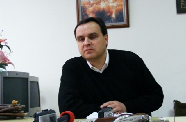 От БСП зададоха въпроси към кмета Николай Сираков