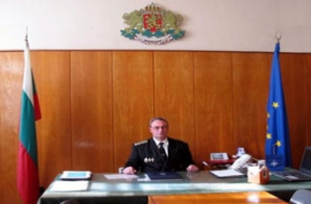 Началникът на Морското училище произведен в комодор