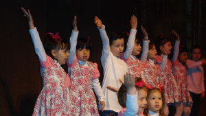 Троен празник в ЦДГ Дъга