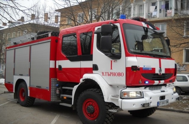 Откриха контрабандни цигари в изгорял тир