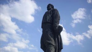 Започват празничните прояви за Деня на Ловеч Цецка Цачева идва