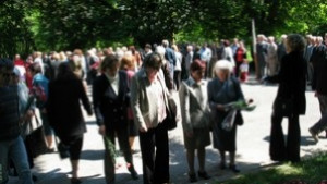 Цветя и венци за Деня на победата