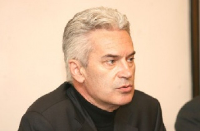 Политическа дестабилизация, ако Борисов стане президент, предрича Сидеров