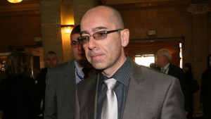 Здравният министър против идеята на фармацевтите за единни цени на