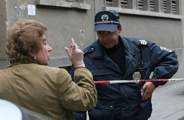Полицията спаси самоубиец в столицата