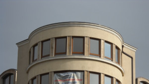 Помалко но поголеми жилища през 2011 г