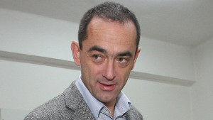 Заимов Депутати и министри могат да дадат пример като се