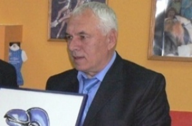 Чрез Дарик Симеон Варчев обвини в липса на морал треньори и съдии