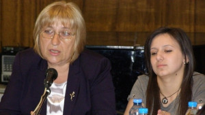 Цецка Цачева покани младежкия парламент на Ловеч в Народното събрание