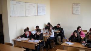 Дискусия срещу насилието сред децата