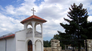 Нов храм отваря врати в аксаковско село