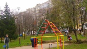 Партийно почистване по квартали
