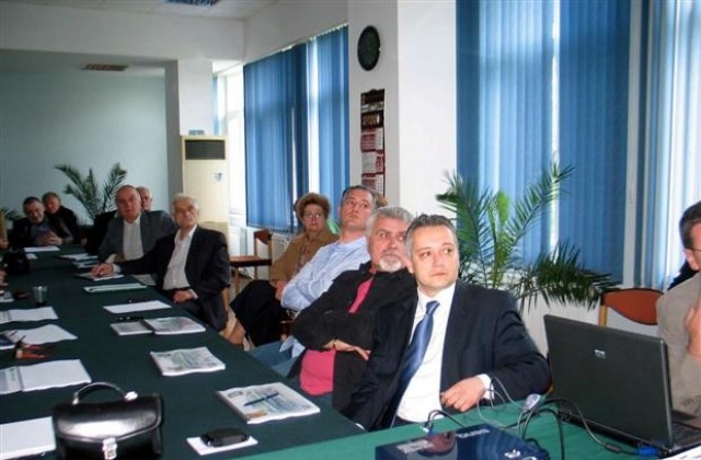 Домусчиев строи стадион за УЕФА в Разград