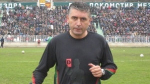 Шеф на Черно море удрял Антон Генов