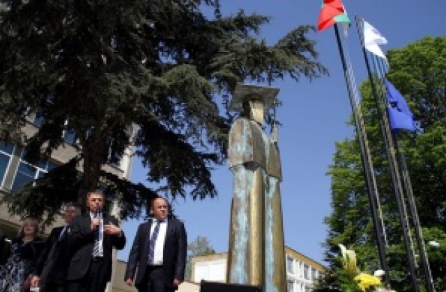 Варненските университети са в по-добро финансово състояние от столичните, според министър Игнатов