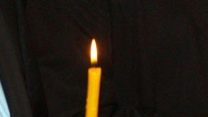 Почитаме паметта на жертвите на СПИН