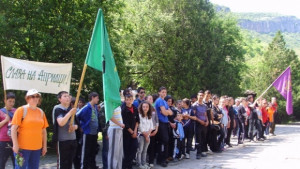 Ученици минаха по стъпките на Бачо Киро и Поп Харитон