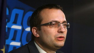 Варна се управлява ляво и лошо според лидера на СДС