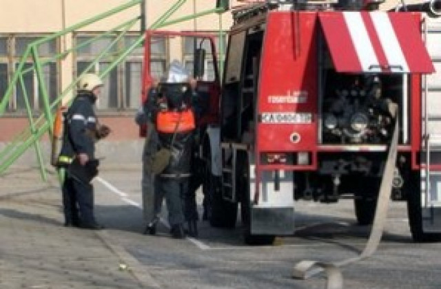 Три кражби и два пожара за денонощие