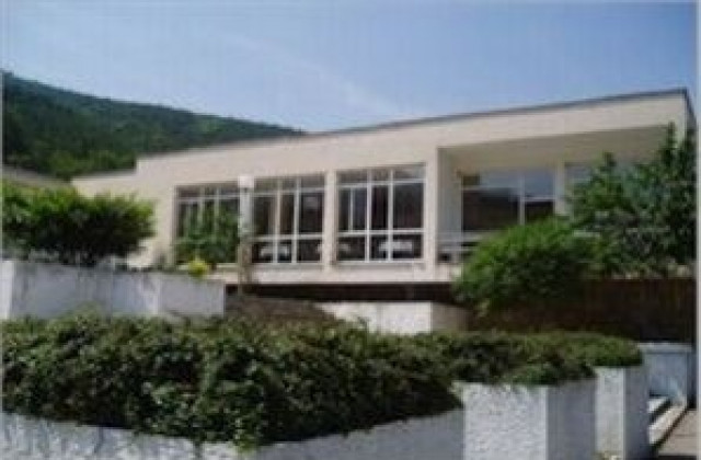 Пролетна студентска школа по ядрена физика  в ЮЗУ “Неофит Рилски”