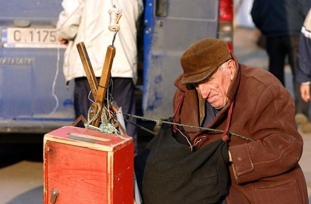 Антоанета Цонева: По ТВ дефилират политически лидери, използващи езика на омразата