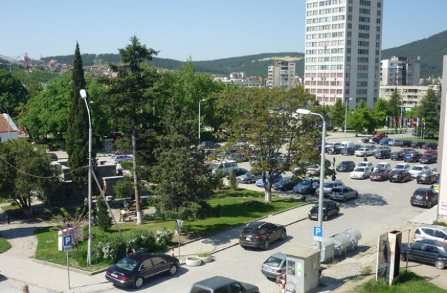 Площад „Хаджи Димитър затворен за коли от 20 до 29 май