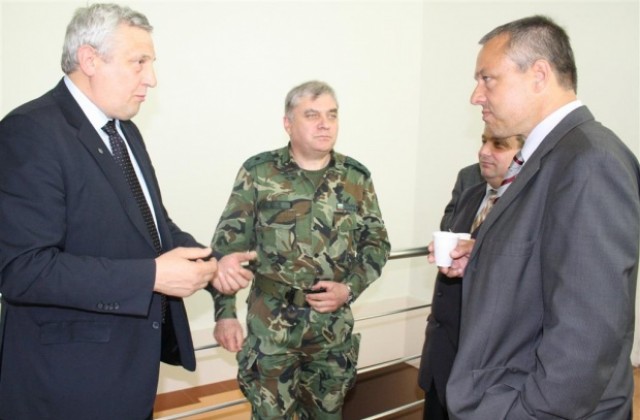 Паметникът на Бузлуджа може да се използва и като военен обект