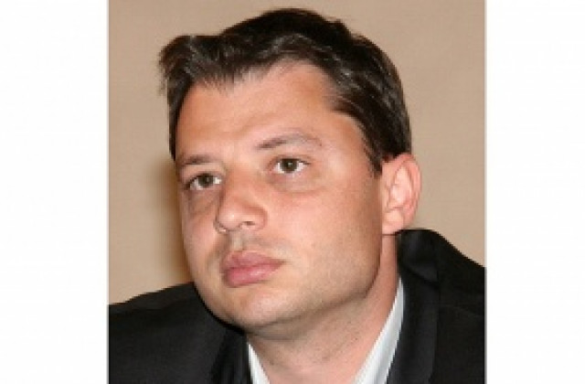Прекратиха правомощията на Делян Добрев като депутат