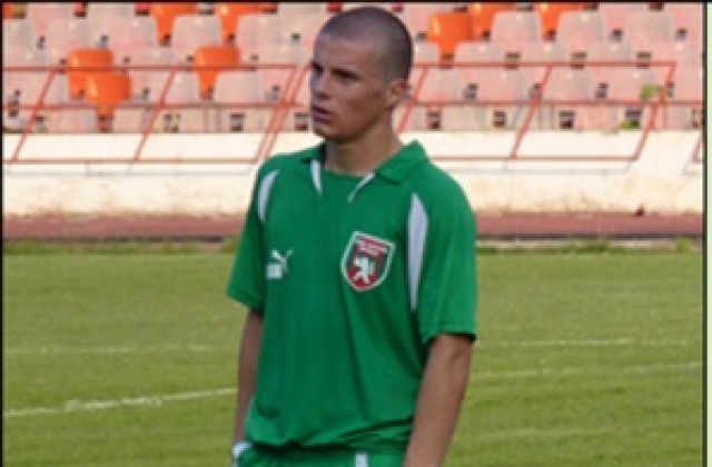 Горя колата на врачански футболист