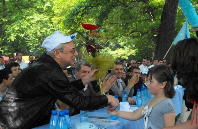 Чакат Доган и на Демир баба теке