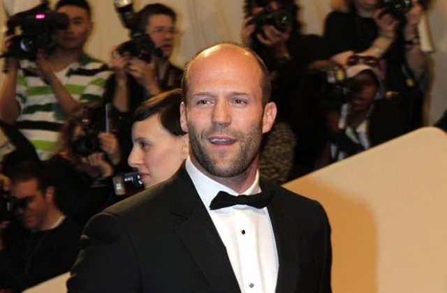 Джейсън Стейтъм твърдо решен да стане Агент 007