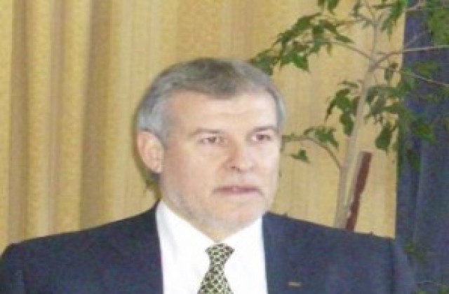 Р. Христов: Борбата за президент е лидерска. Чакам Бойко и Станишев