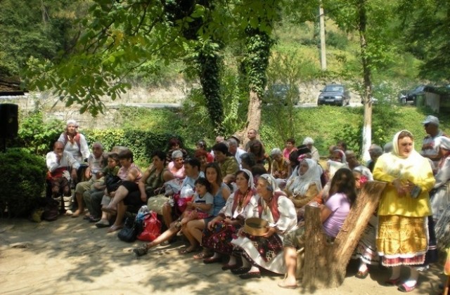 Празник на хумористичната песен в Етъра