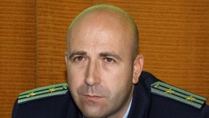 Забраняват на пътните полицаи да спират по няколко коли едновременно