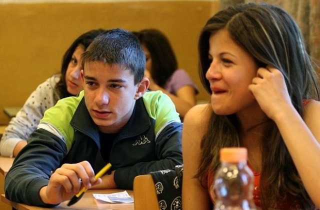 3700 седмокласници от Варна на изпити за външно оценяване